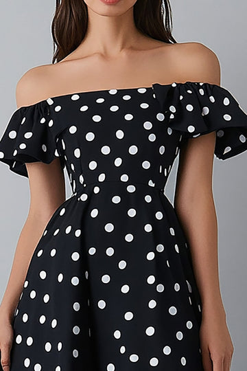 Robe à pois blancs noirs à volants à épaules dénudées